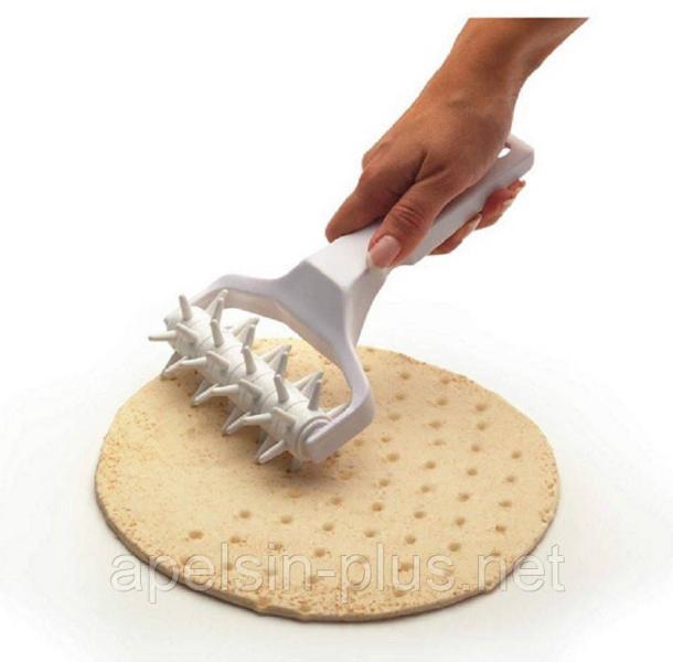 Фото  Ролик кондитерский с шипами доккер  для теста и мастики