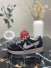 Nike жіночі шкіряні кросівки на шнуровці 40