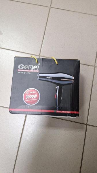 Фото  УЦЕНКА! Фен для волос Gemei GM 1780 профессиональный для сушки волос,3000 Вт (Плохая упаковка 3021)