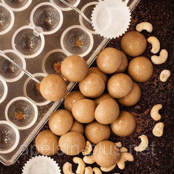 Фото  Поликарбонатная форма для шоколада Полусферы 32 ячейки диаметр 2,7 см