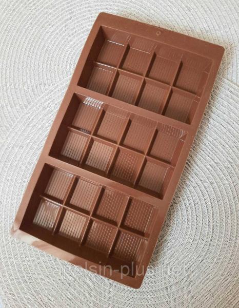 Фото  Силиконовая форма для изготовления Дубайского шоколада на 3 рифленые ячейки