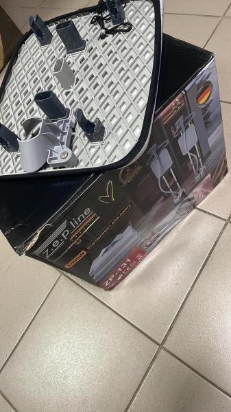 Фото  УЦЕНКА! Отпариватель вертикальный для одежды со стойкой Zepline ZP-131 3500W (Поломано крепление гладильной доски 3136)