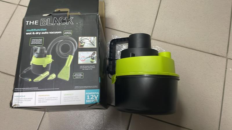 Фото  УЦЕНКА! Автомобильный пылесос The Black Multifunction (Нет крепления 3140)