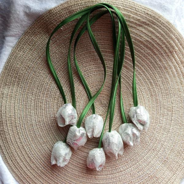 Фото В'язаний, тканинний декор. помпони Тюльпани на підвісці  текстильні срібна сітка  для декору та прикрас