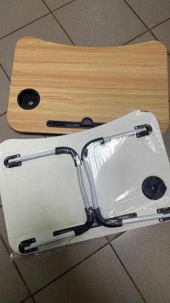 Фото  УЦЕНКА! Столик-подставка для завтраков и ноутбука, складной, под планшет 23 дюйма (Нет упаковки,поврежден корпус 3432)