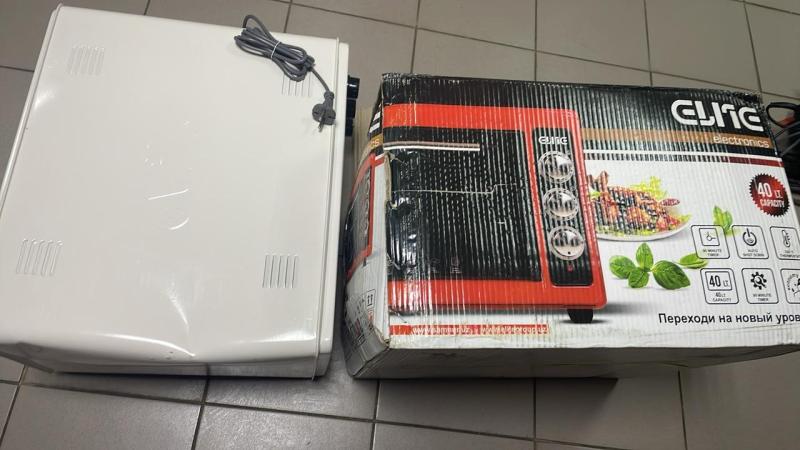 Фото  УЦЕНКА! Электрическая Печь Elite Rainberg RB-5600 1300 Вт Объем 40 литров (Плохая упаковка, вмятина на корпусе 3447)