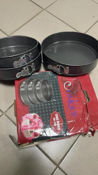 Фото  УЦЕНКА! Набор разъемных из 3 форм для выпечки Unique UN-1702 (Плохая упаковка, ржавчина на корпусе 3357)