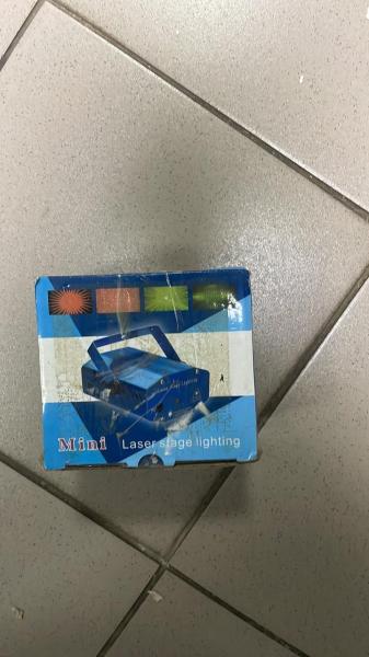 Фото  УЦЕНКА! Лазерная установка для помещения LASER 4in1 HJ08 красный/зеленый луч лазера (Плохая упаковка 3370)