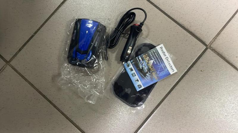 Фото  УЦЕНКА! Антирадар светодиодный GRB Radar Detector дисплей 16 BAND V7 360 градусов (Нет упаковки 3379)