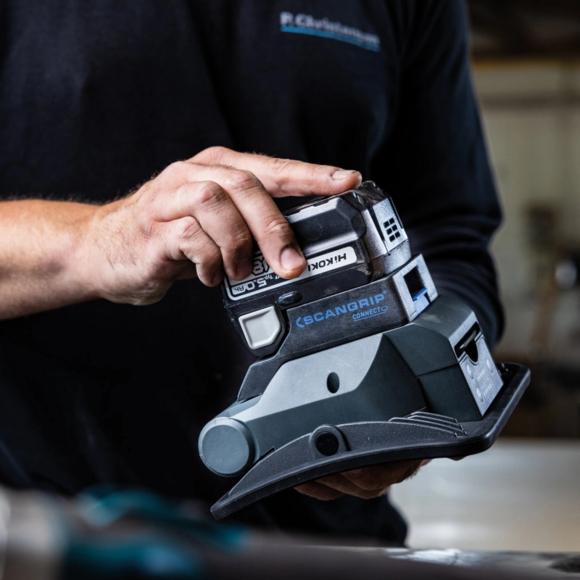 Прожектор переносной SCANGRIP NOVA 2 CONNECT 2000 lm (03.6100C) (без АКБ и ЗУ)