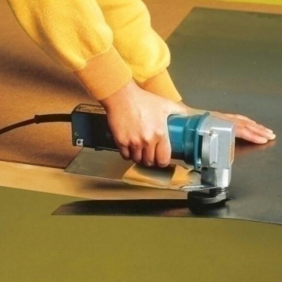 Ножницы листовые Makita JS1600