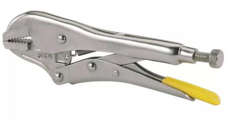 Захват регулируемый с фиксатором Stanley (0-84-810)