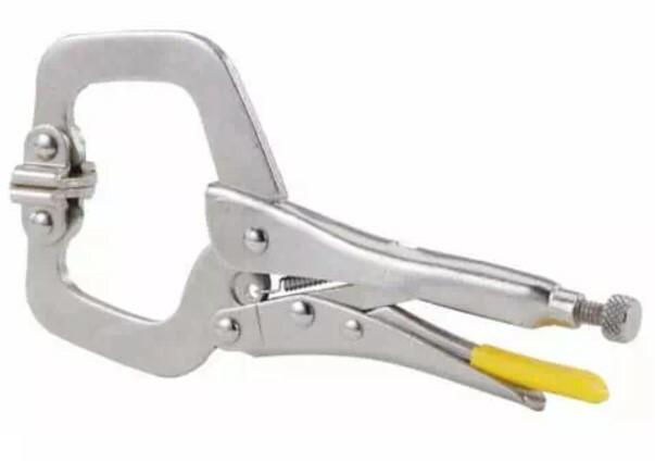 Захват регулируемый с фиксатором Stanley (0-84-816)