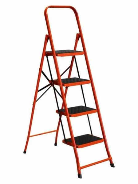 Стремянка металлическая FORTE LFD131TB 4 ступени